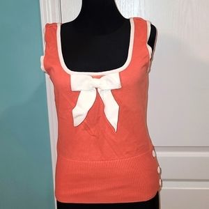 Peach Sleeveless Knit Vest with bow, US8
